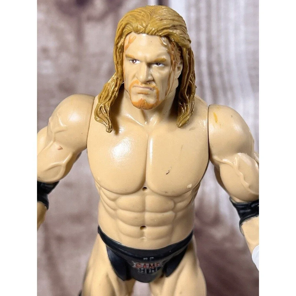 Triple H 8